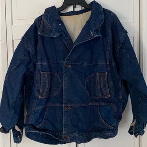 Vintage denim jacket! Size L
